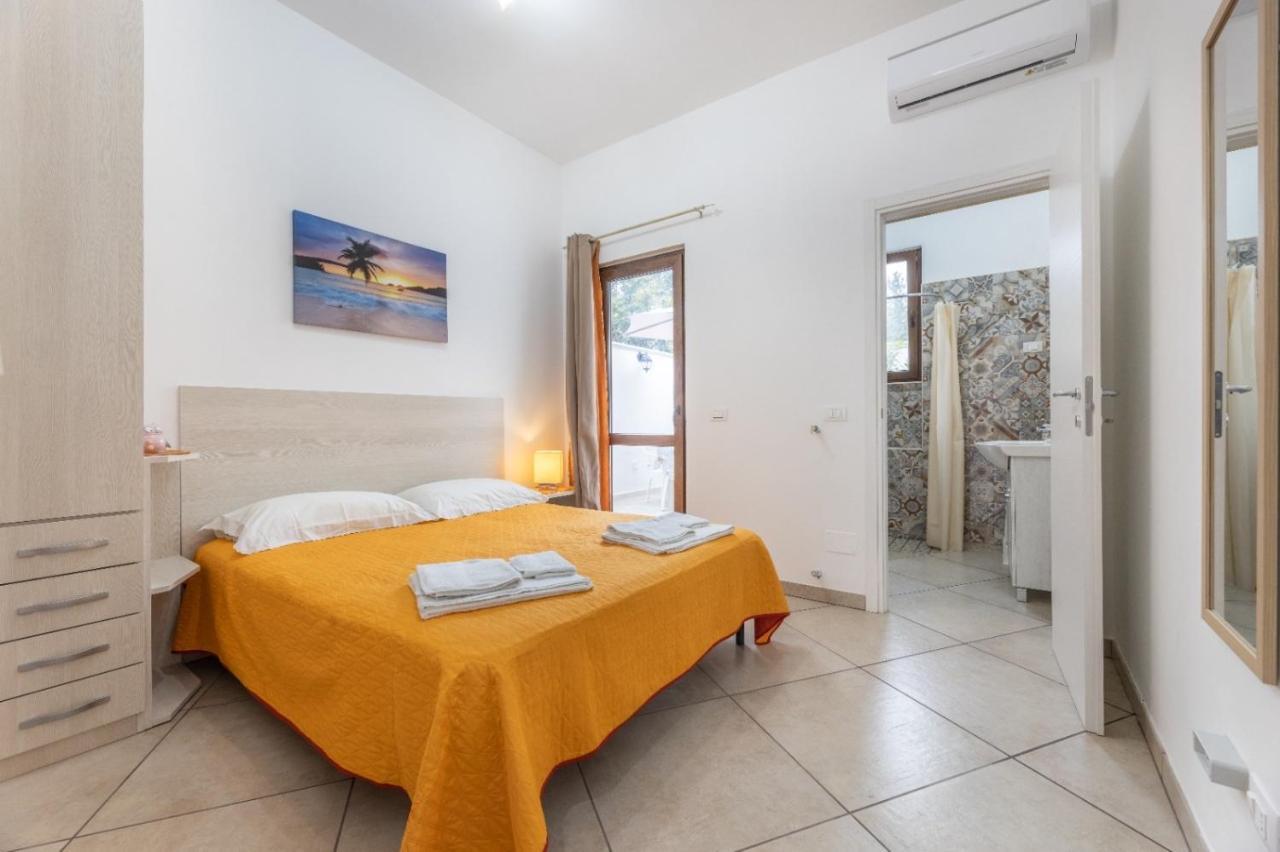 Giulio'S Apartment 塔维亚诺 外观 照片